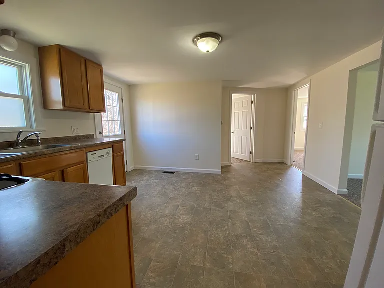 5 Dora Dr — Photo 17