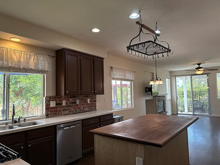 31081 Bunker Dr — Photo 4