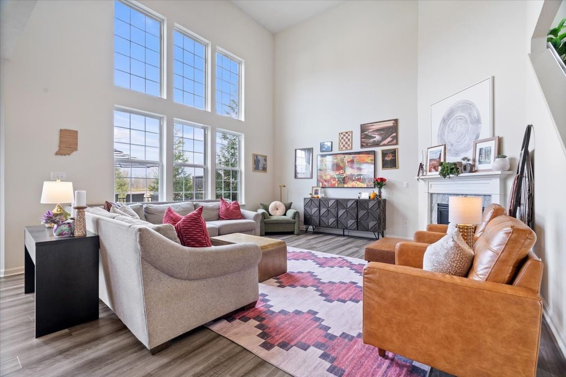 next background image