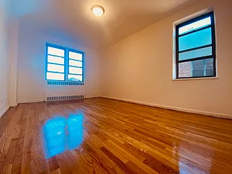 Rented by Silverstein Collection LLC 