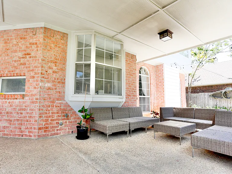 Hunter Place Ln — Photo 16