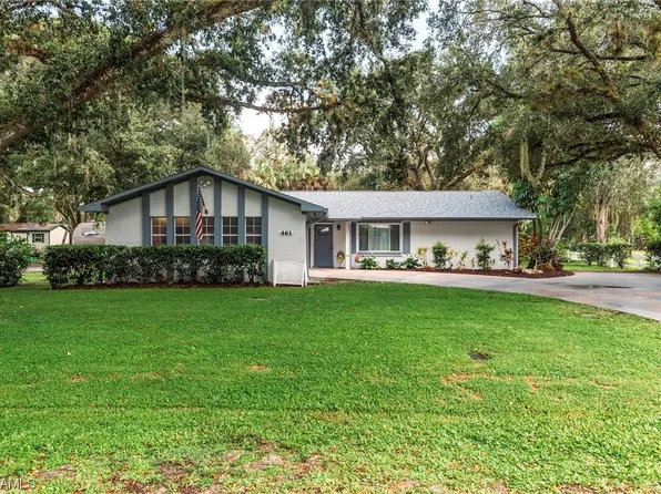 461 6th Ave, Labelle, FL 33935