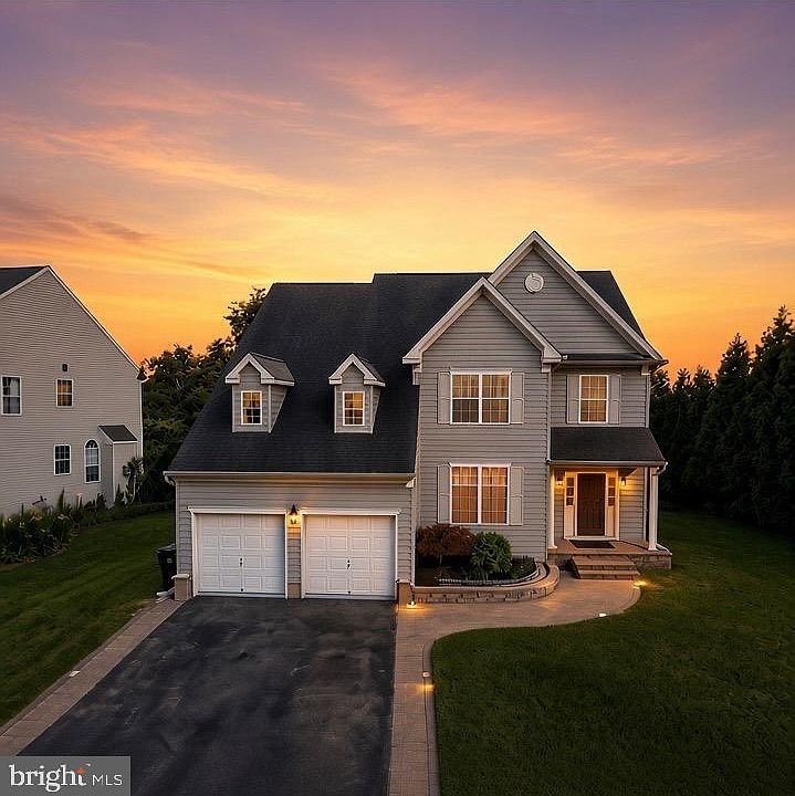 1st image of 100 Summerbrooke Ct