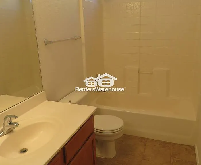 17606 N 17th Pl #1120 — Photo 6