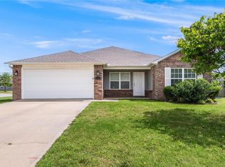 3728 Alliance Dr, Bethel Heights, AR 72764