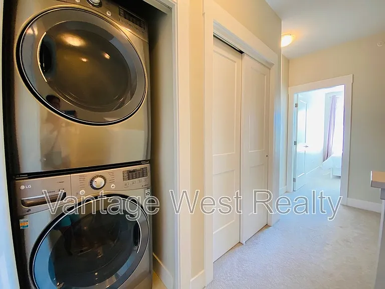 12798 Lake Hill Dr #27 — Photo 14