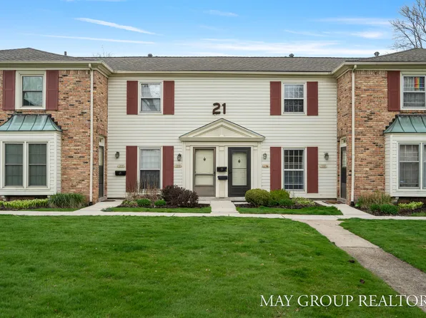 1956 Georgetown Dr SE, Grand Rapids, MI 49506