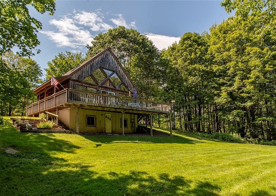 1st image of 2074 Bramley Mountain Rd