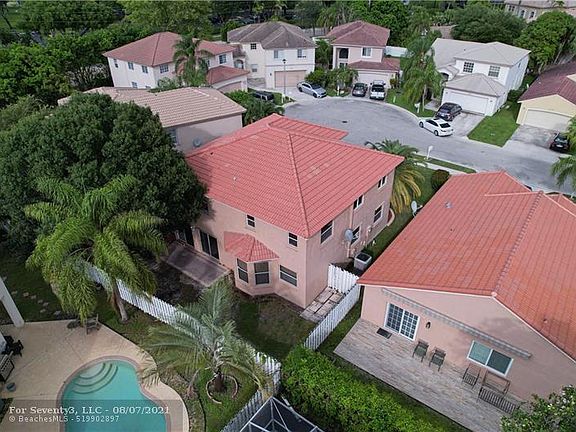 4th image of 209 La Costa Cir