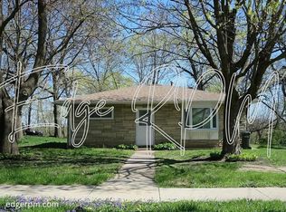 1404 Rainbow Dr, Waterloo, IA 50701