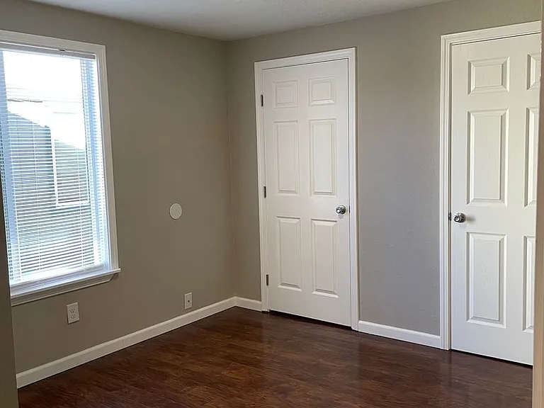 Whitman Park Apartments — Photo 38