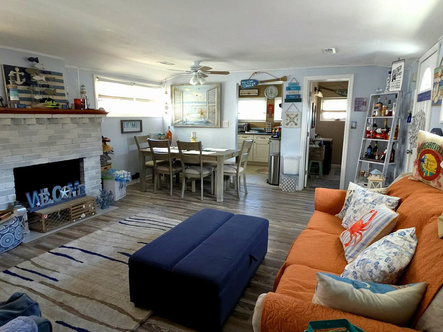 2 bed, 836 sqft, $2,350 — Photo 4