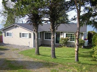 6879 Holeman Ave, Blaine, WA 98230