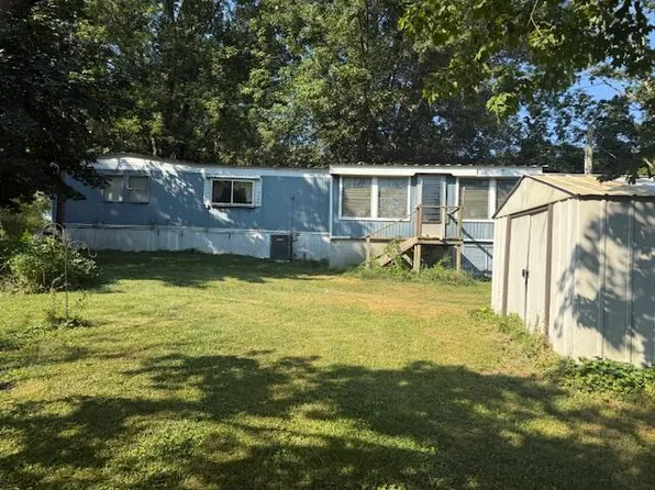 114 Stiffler Dr, Bronson, MI 49028