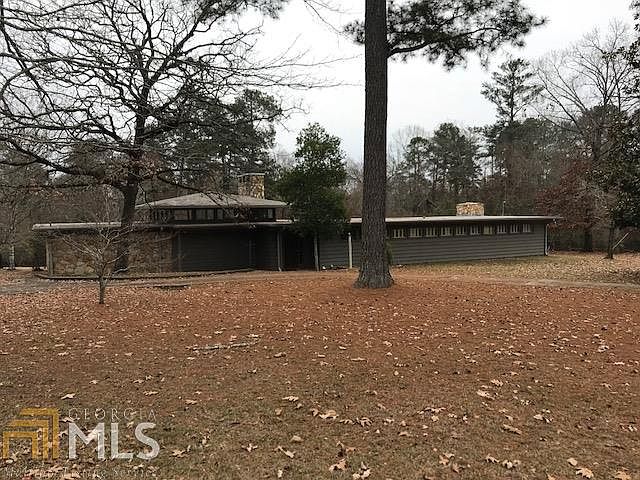 1st image of 5005 Dogwood Cir