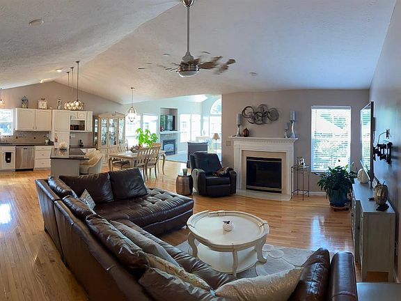 2nd image of 5353 Sunrise View Cir