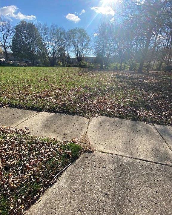 2nd image of 10307 Starview Dr