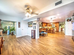 6890 SW 57th St, Davie, FL 33314