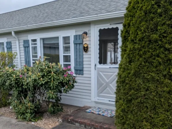 (undisclosed Address), Dennis Port, MA 02639