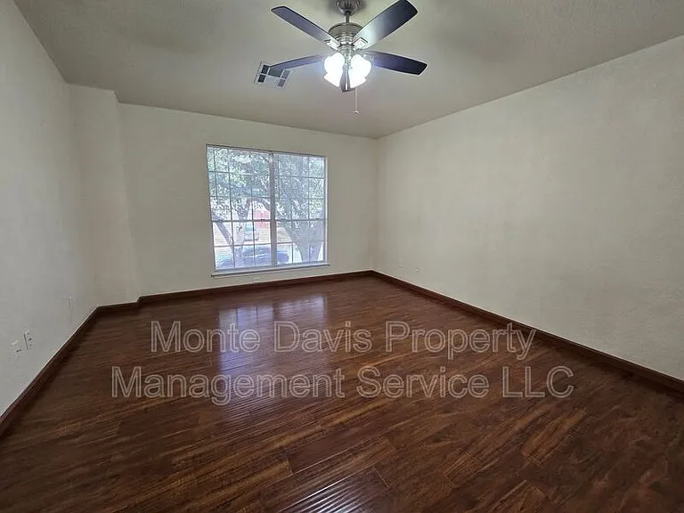 505 Shant St — Photo 12