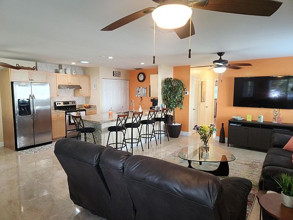 3rd image of 5322 Mariesa Avenue