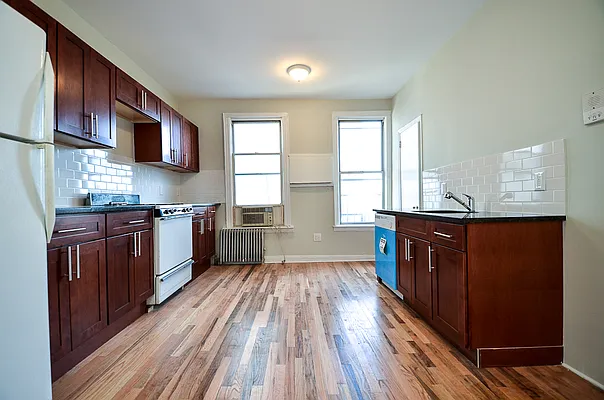 Rented by Brick&Mortar | media 36