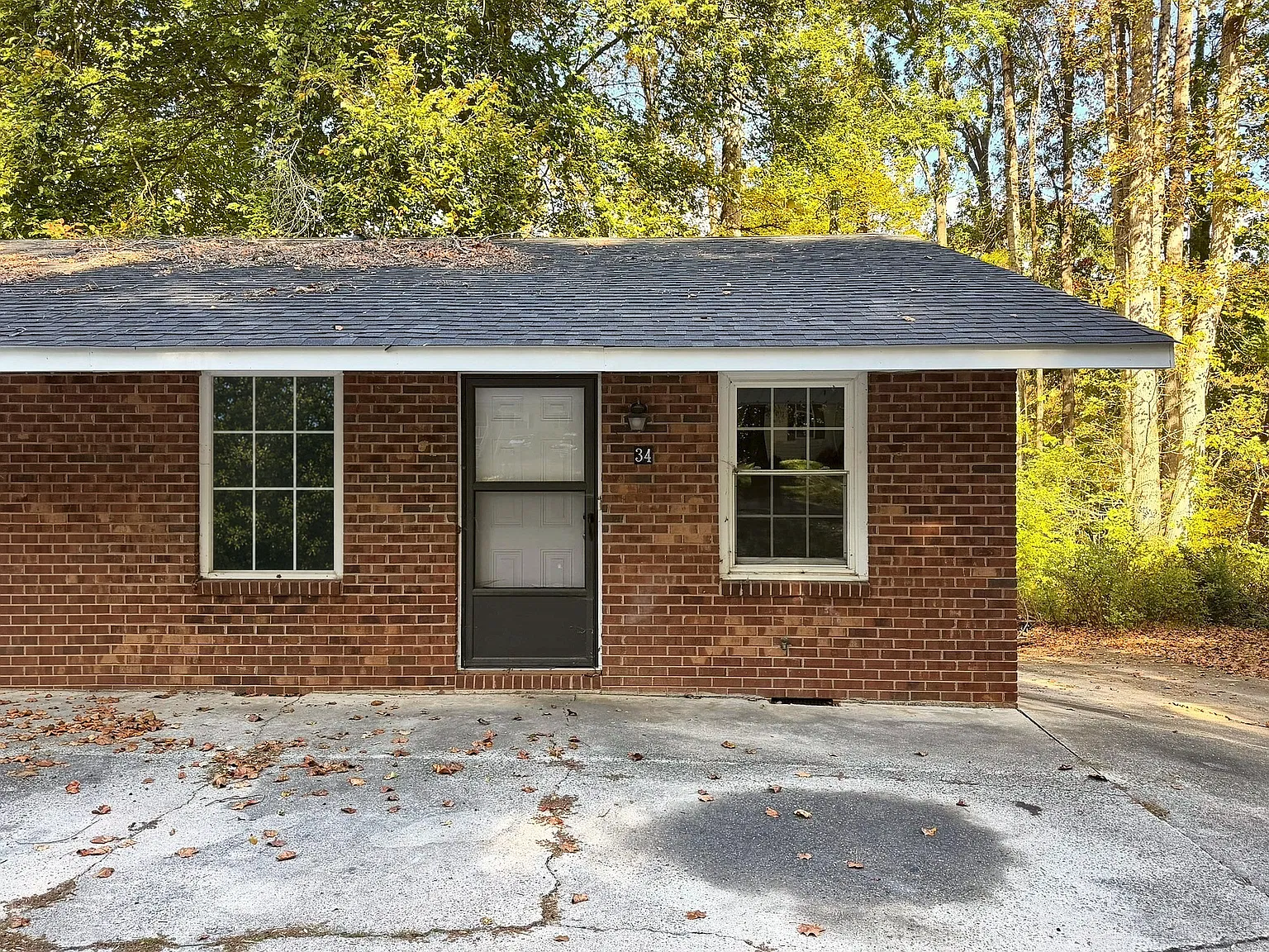 2 bed, $750 — Photo 1
