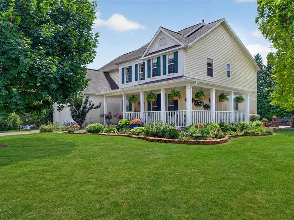 1720 Bentbrook Dr, Avon, IN 46123