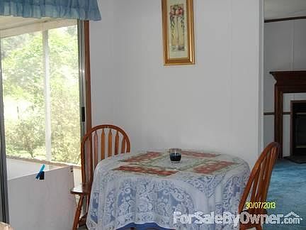 5th image of 125 NW Blue Dr