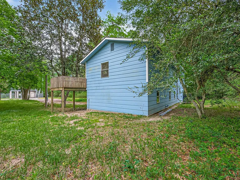 21146 Caney Dr — Photo 43