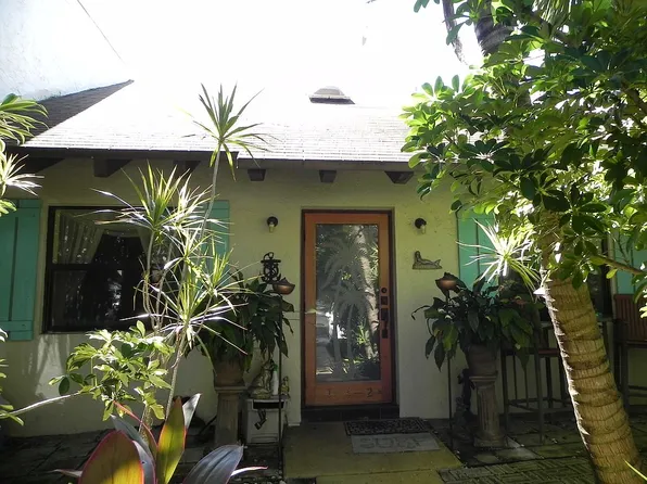 172 NE 6th Ct, Dania Beach, FL 33004