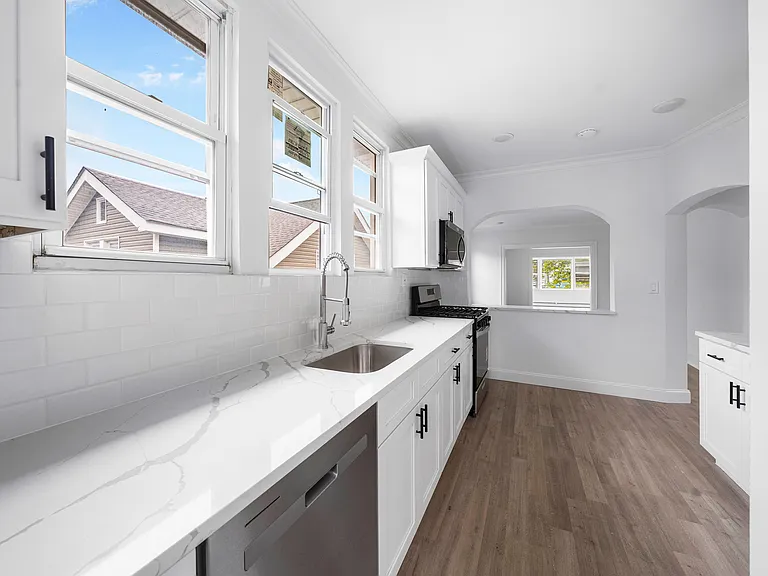 7420 4th Ave #2 — Photo 8