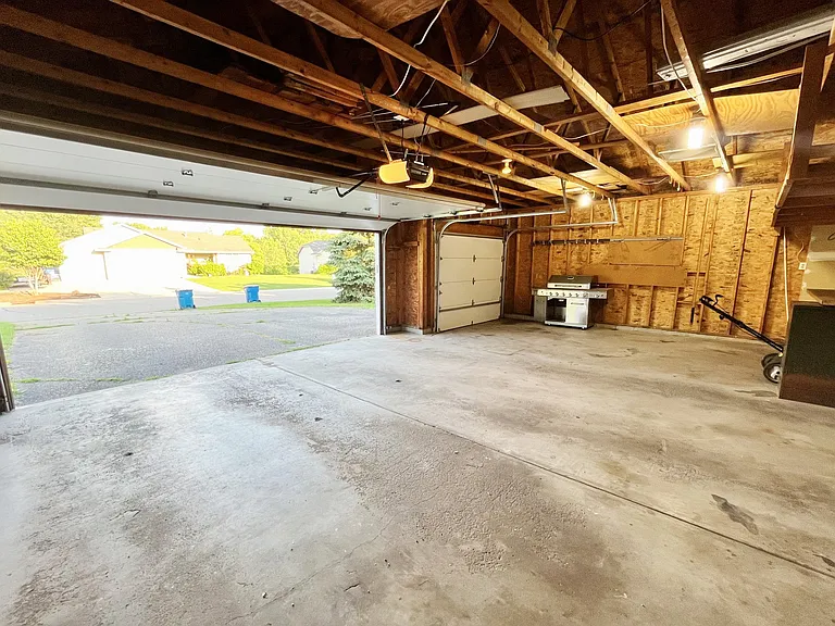 19350 Rush Ct NW — Photo 41