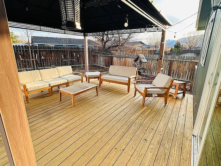 617 Renee Ct — Photo 15