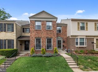 5426 Cabot Ridge Ct, Fairfax, VA 22032