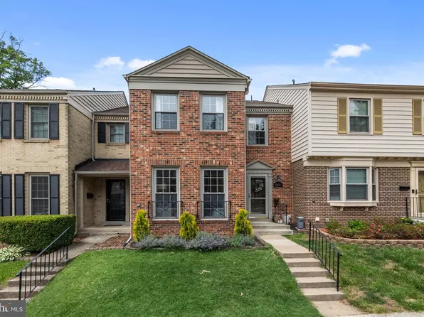 5426 Cabot Ridge Ct, Fairfax, VA 22032
