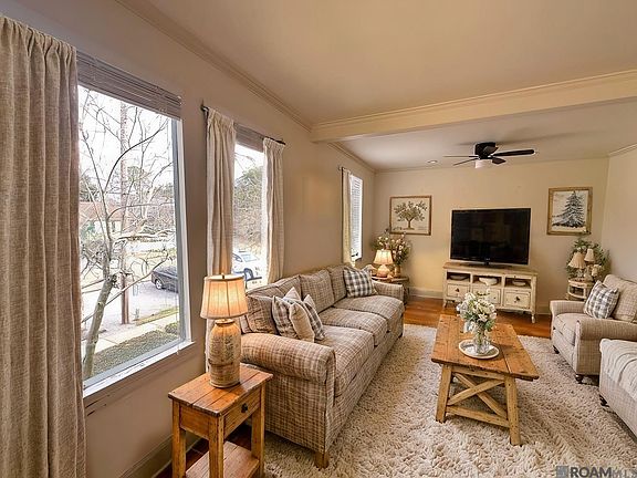 3rd image of 2954 Hundred Oaks Ave APT 7