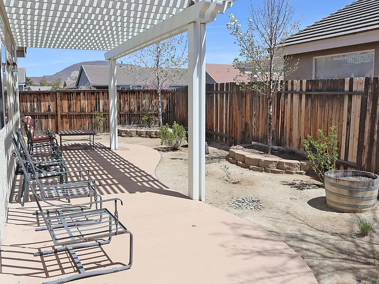 10160 Donner Peak Dr — Photo 26