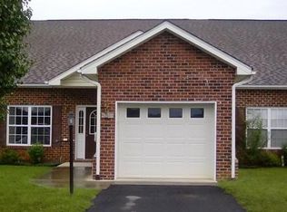 327 Thoroughbred Cir, Lexington, VA 24450