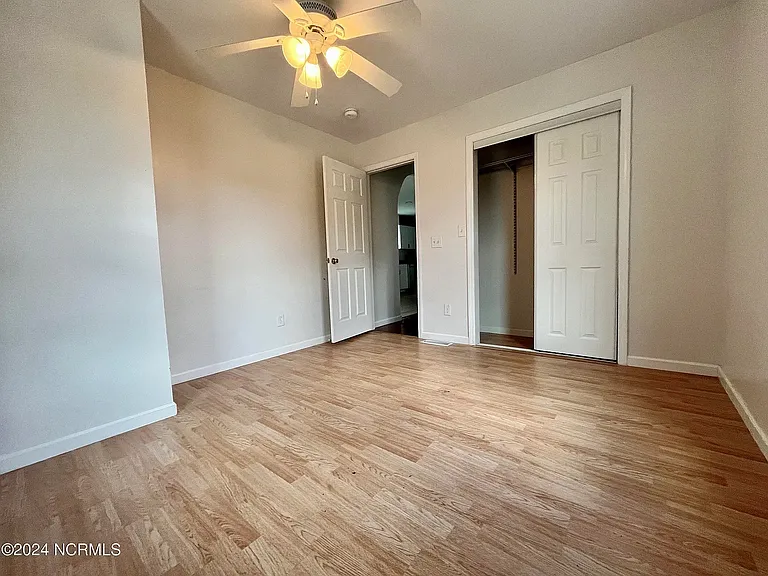 226 Tyson St — Photo 29