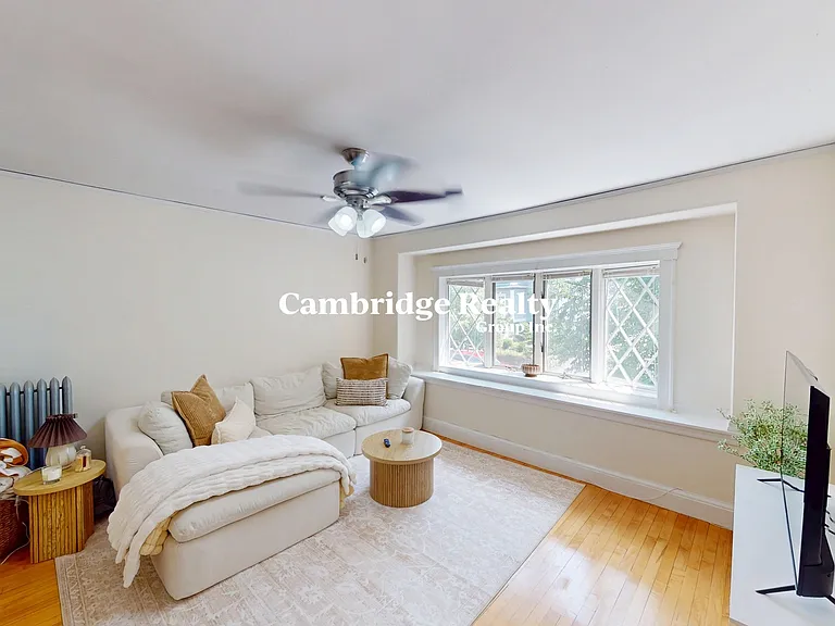 99 Bennett St #2T — Photo 8