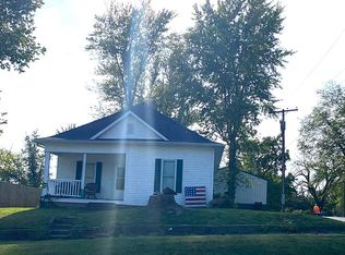 504 Fulton Rd, Mokane, MO 65059