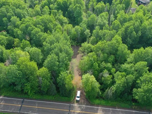 Arnold Rd, Duluth, MN 55803