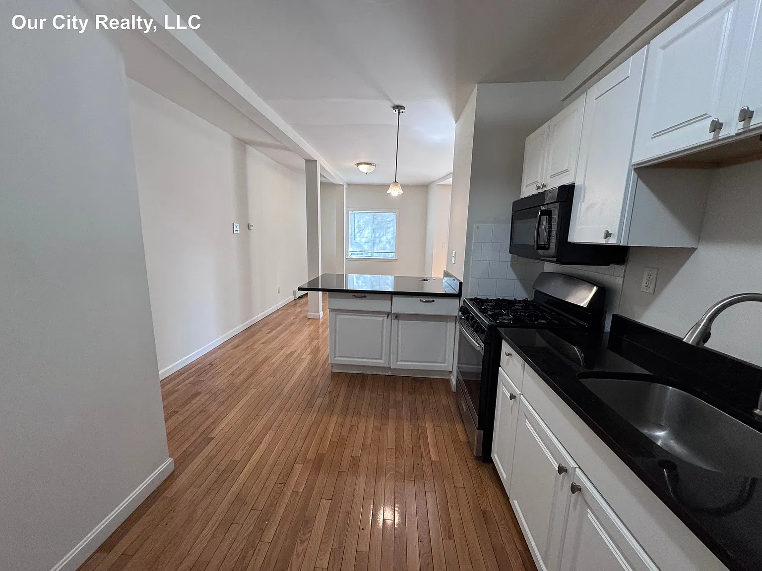 1 bed, 625 sqft, $2,300 — Photo 3
