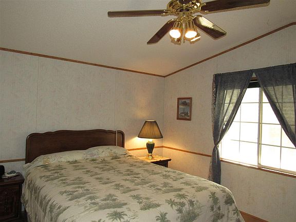 4th image of 13439 E 49th Dr