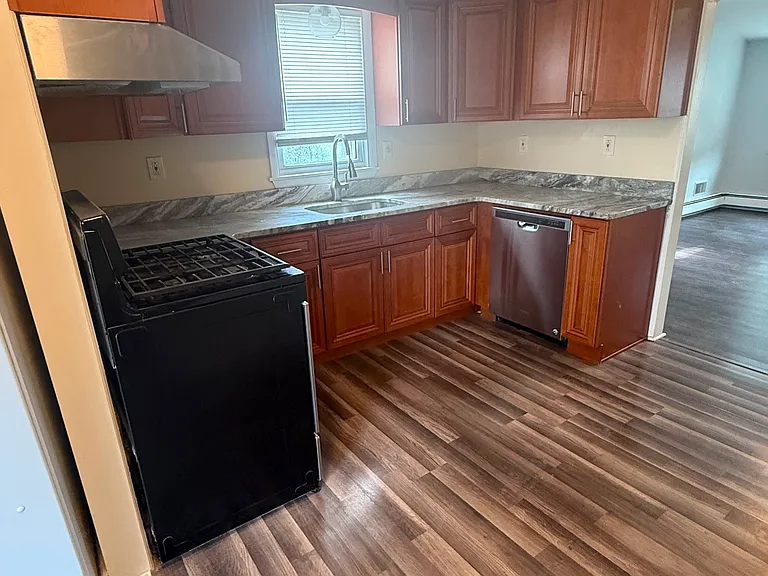 237 New Durham Rd — Photo 5