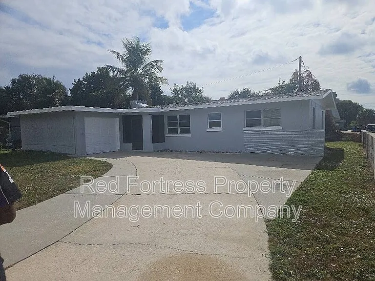 2530 Kennesaw St — Photo 1