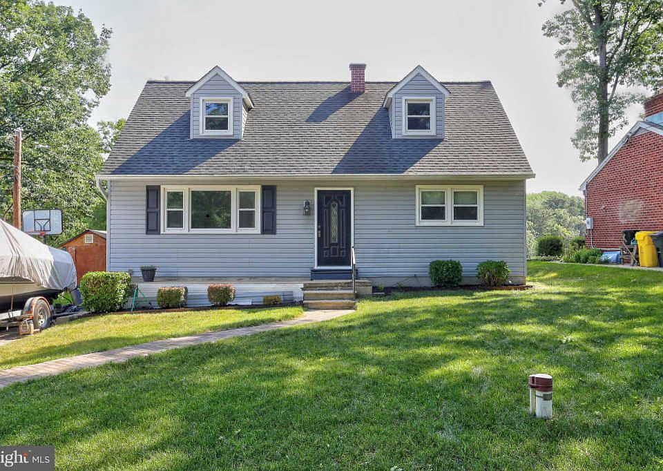 1st image of 1596 Wall Dr