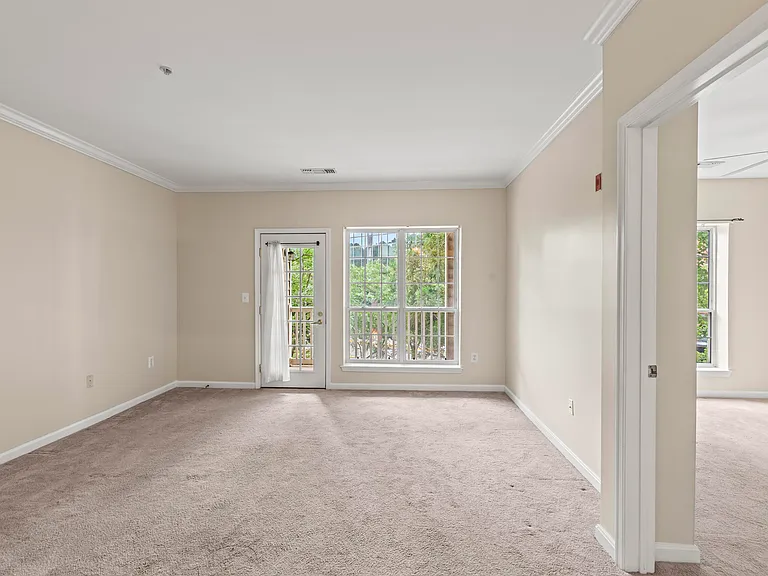 4551 Strutfield Ln #4125 — Photo 3