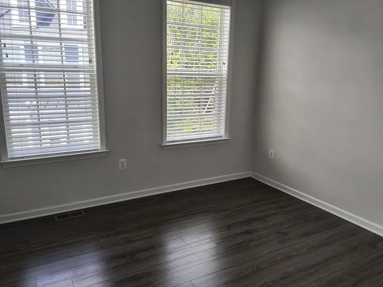 8129 Wistar Creek Mews #B — Photo 18